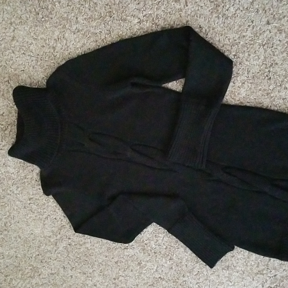 Sele Black Sweater Dress - Picture 4 of 7